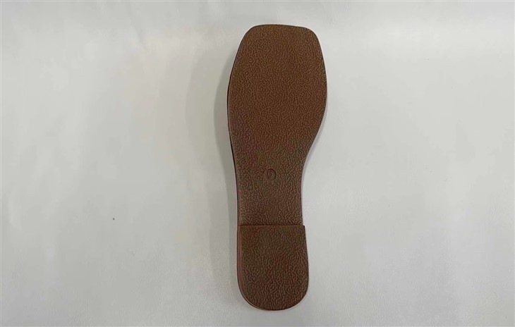 Summer slippers with outsole factory -